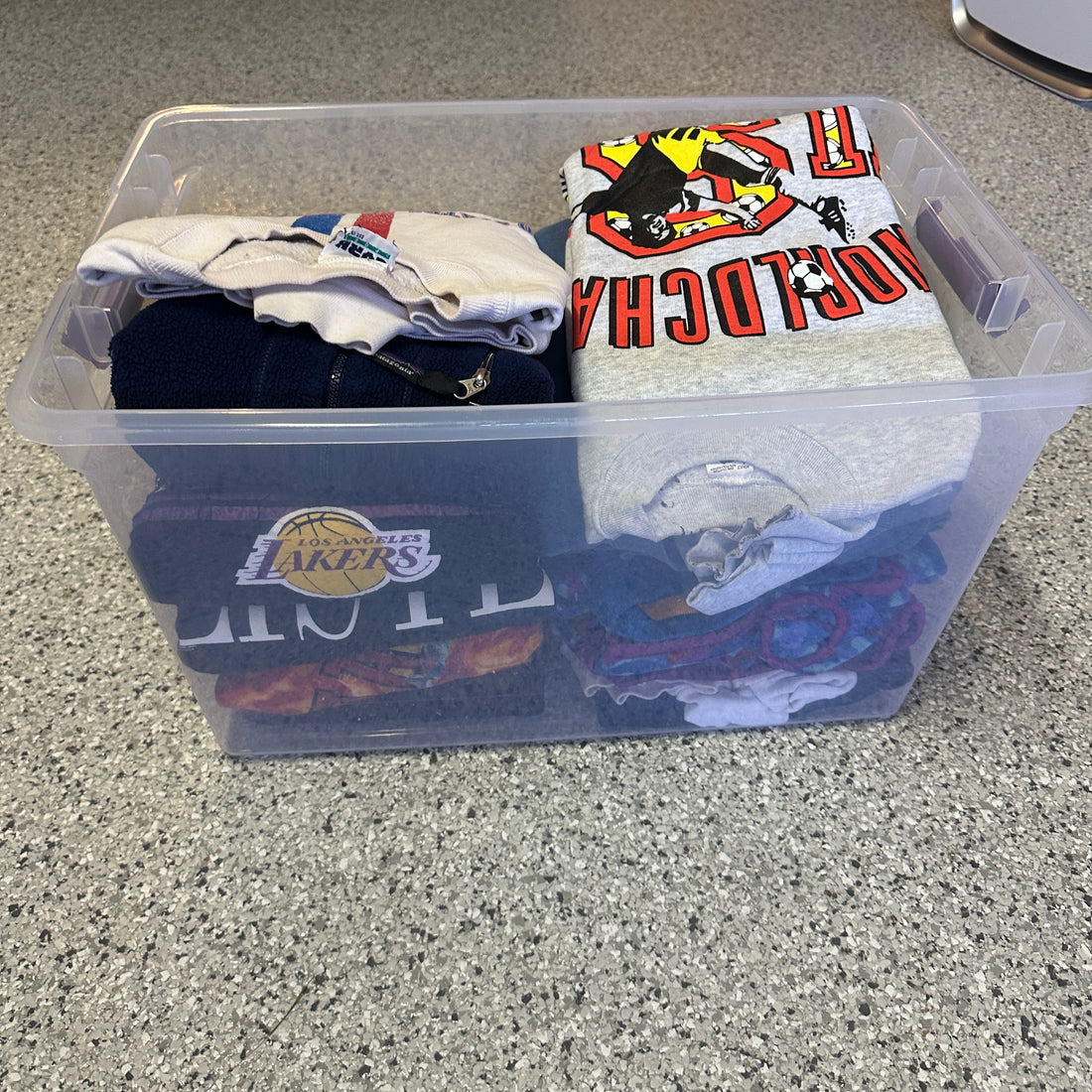 (12) Bundle of Crewnecks/Jackets