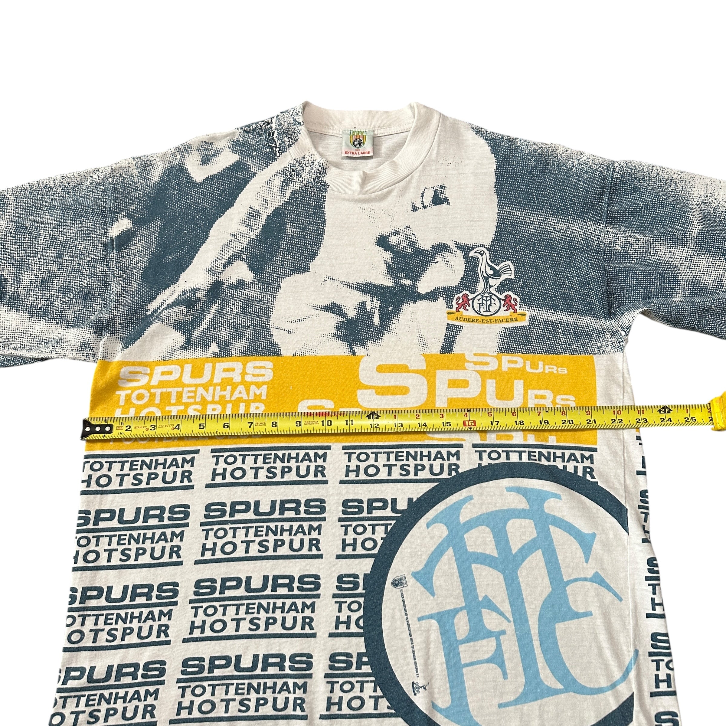 1990s Tottenham Hotspurs Kick EPL AOP